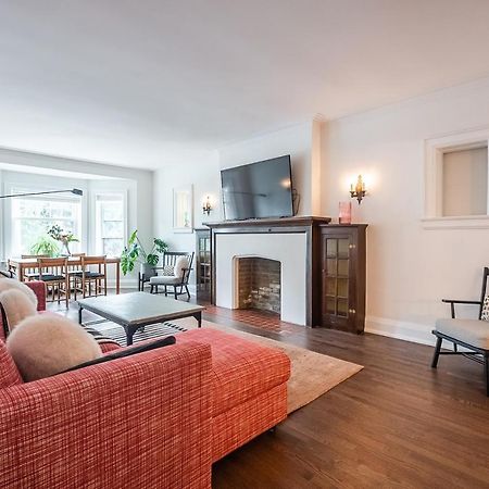 Beautiful And Spacious Luxury Home Toronto Exterior photo