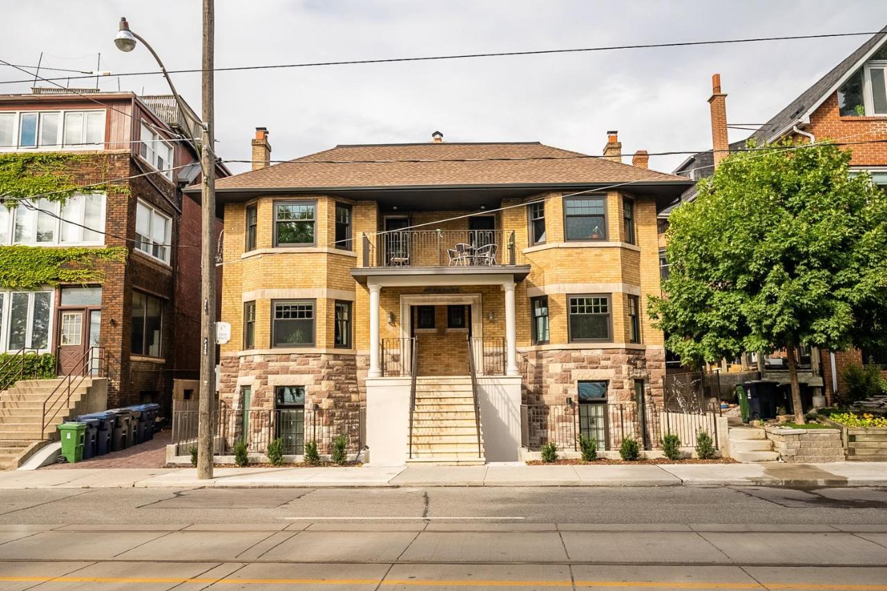 Beautiful And Spacious Luxury Home Toronto Exterior photo